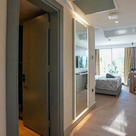 Ada Port Adults Only Hotel