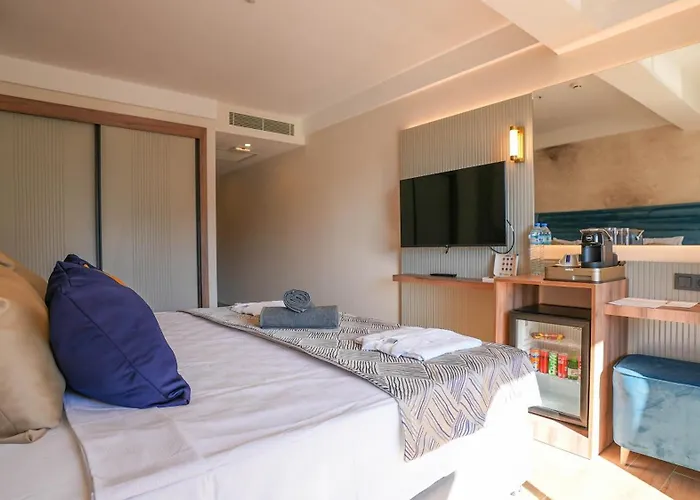 Ada Port Adults Only Hotel