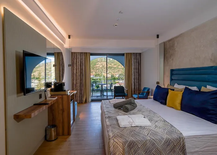 Ada Port Adults Only Hotel *