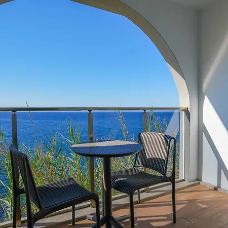 Ada Port Adults Only Готель