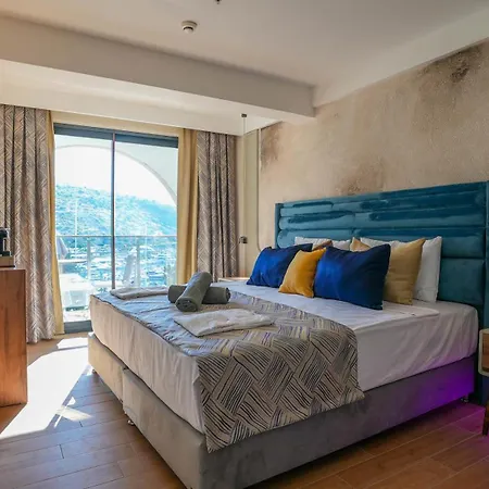 Ada Port Adults Only Готель *